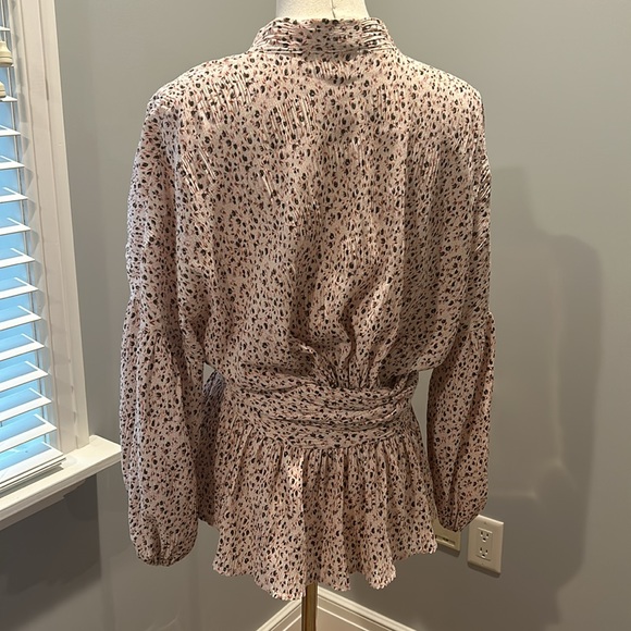 Blouson style wrap top - Picture 3 of 3